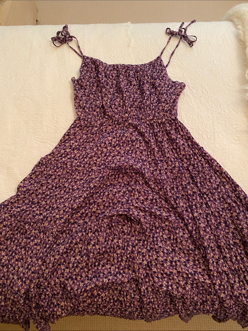Tiered Floral Tie-Shoulder Romper in Purple